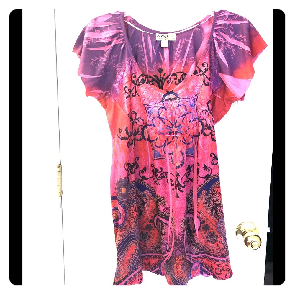 Beautiful pink and purple top
